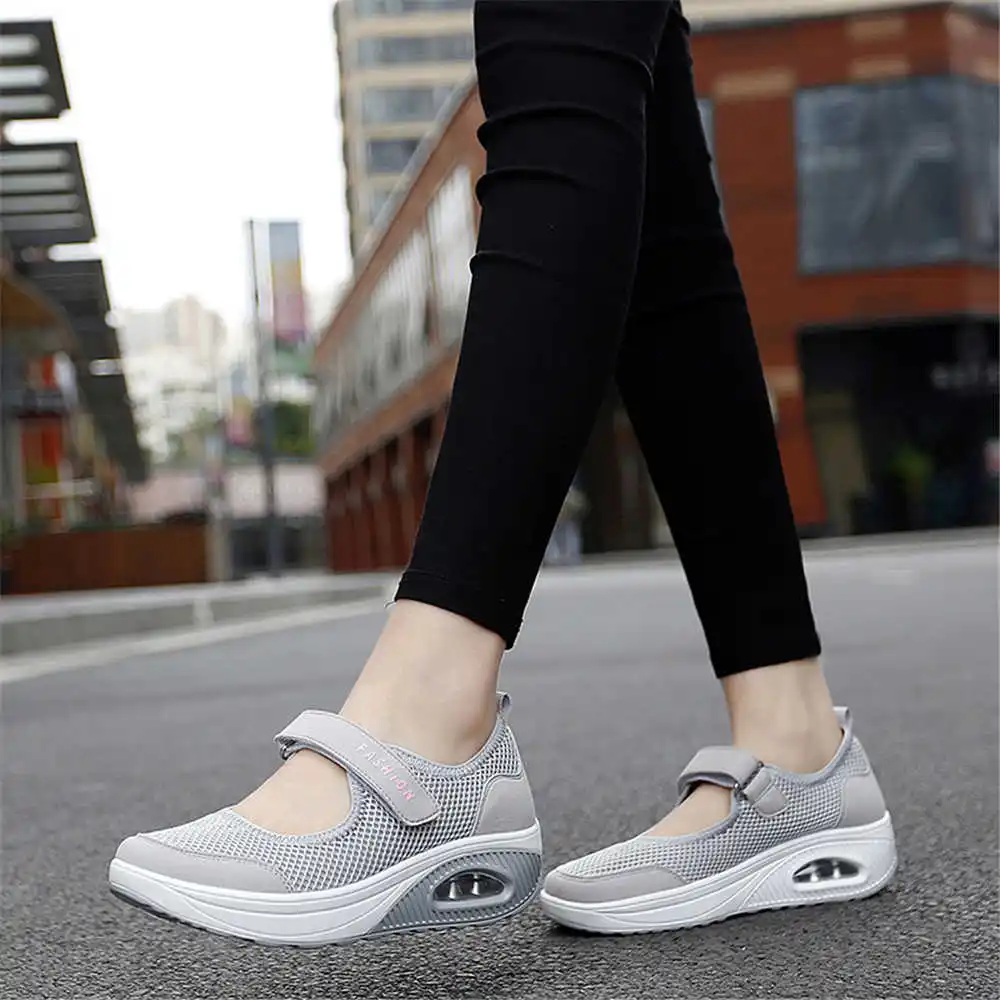 Men'S Grooming Lounge - 36-41 Demi-season Colored Sneakers Walking Skates